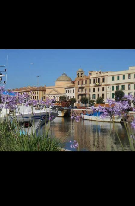 Ross House Apartment Fiumicino Bagian luar foto